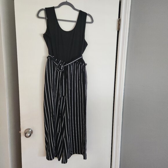 Suzy Shier Black & White Striped Jumpsuit - Picture 1 of 3